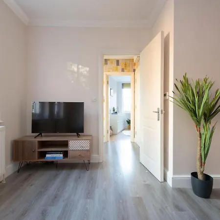 Welcoming And Radiant - One Bedroom Apartment In The Heart Of South London Exterior photo